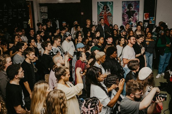 Les œuvres emblématiques d'un artiste graffeur célèbre à connaître